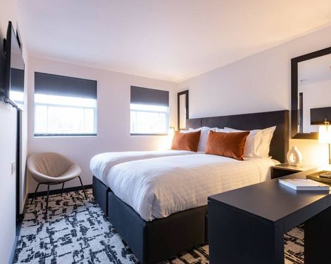 La Suite West