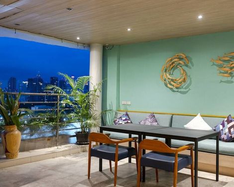 Pinnacle Lumpinee Park Hotel-0