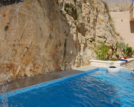 Archipelagos Hotel