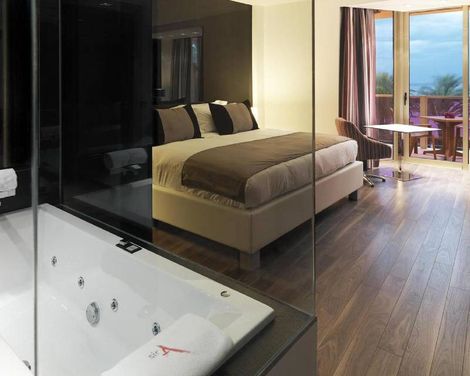Sir Anthony Hotel-3