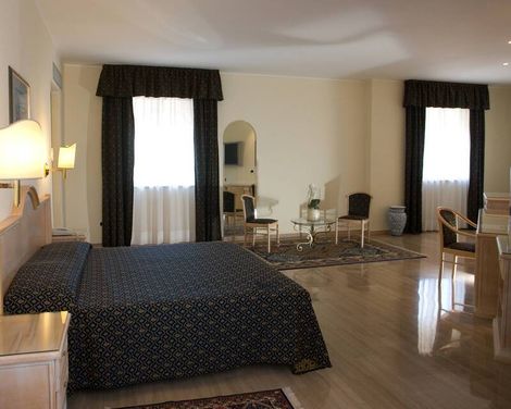 Sant Alphio Garden Hotel & Spa-2