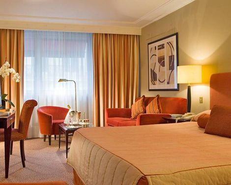 Warwick Paris-0