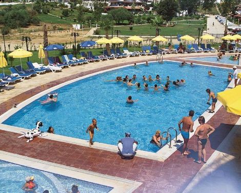 Royal Atlantis Beach