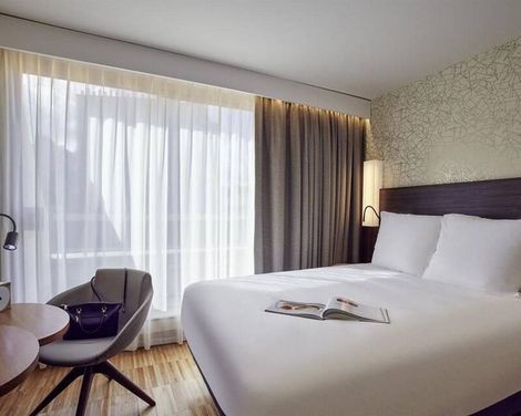 Mercure Paris Arc de Triomphe Étoile Hotel