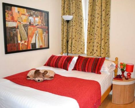 City London Hotel