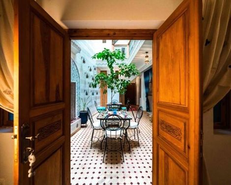 Riad Kiyanjana-2