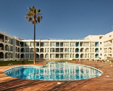 Ebano Hotel Apartments & Spa