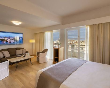 Kydon, The Heart City Hotel
