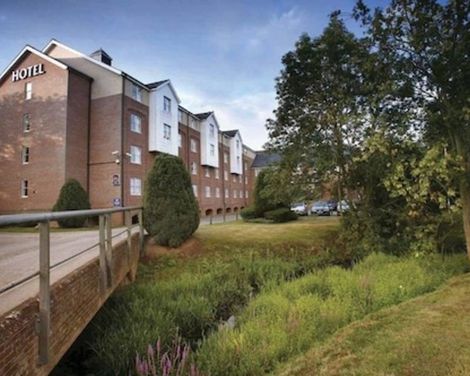 Moat House Reading Hotel-2