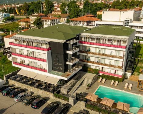 Dafni Plus Hotel