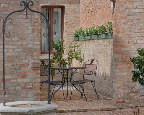 NH Venezia Santa Lucia