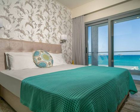 Denise Beach Hotel