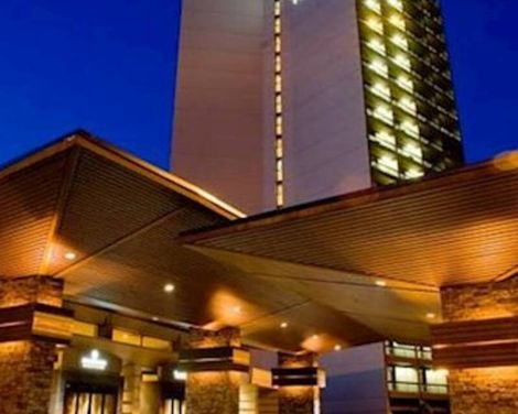 Sandman Signature Vancouver Airport Hotel & Resort