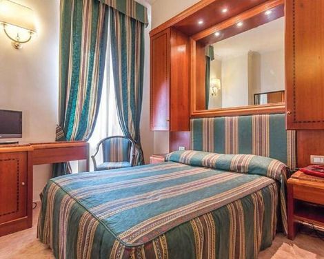 Hotel Lux