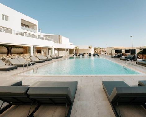 001 Higos Beach Boutique Singular Hotel Residence
