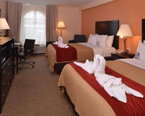 Comfort Inn International Dr.-2