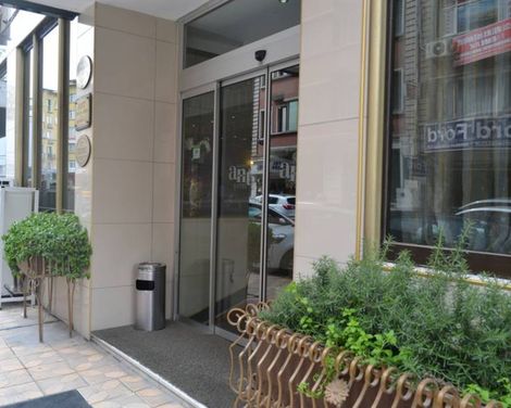 Grand Ant Hotel