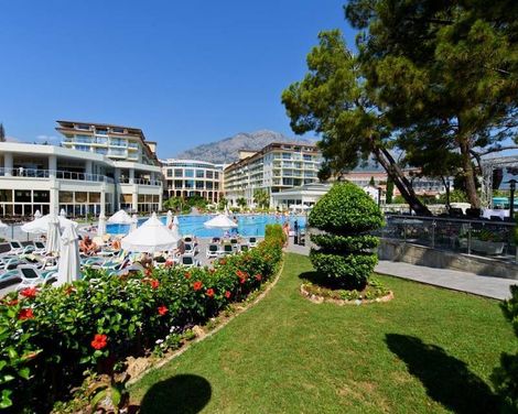 Akra Kemer