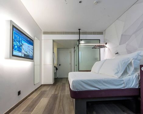 YOTEL Porto-0