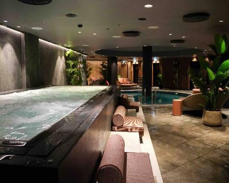 Clarion Hotel The Hub