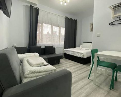 Citymax Aldgate Studios