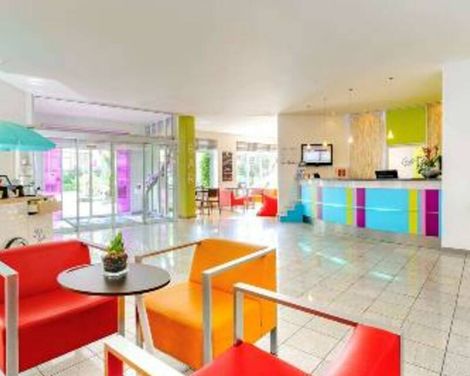 Ibis Styles Hamburg Alster City-3