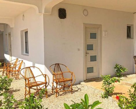 Dream's Bay Beach Hotel