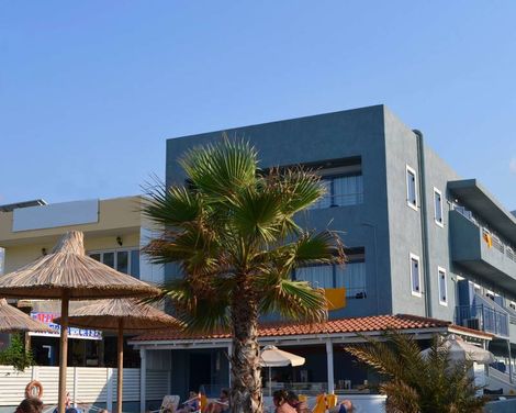 Compass Stalis Beach