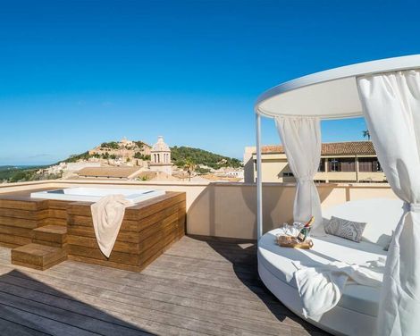 Hotel Creu de Tau Art & Spa-3