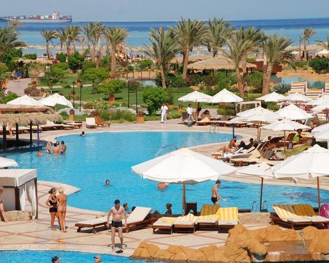 Regency Plaza Aqua Park & Spa Resort