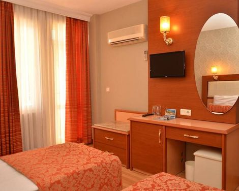 Kleopatra Dreams Beach