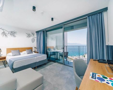 Morenia Beach Resort-0