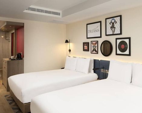 Hampton by Hilton London City-3