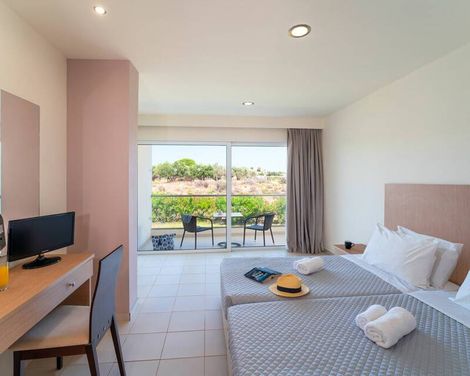 Anavadia Hotel