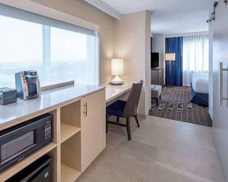 Embassy Suites by Hilton Boston at Logan Airport-0
