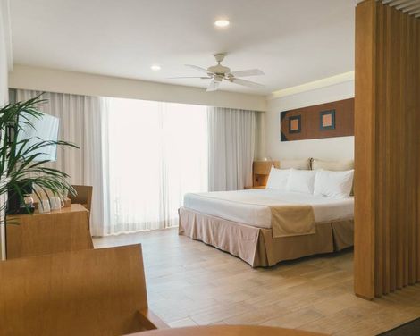 Hotel NYX Cancun