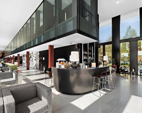 Axis Viana Business & Spa Hotel