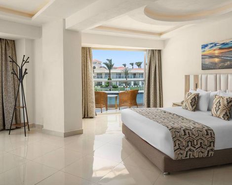 Pickalbatros Dana Beach Resort