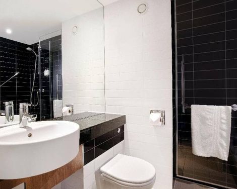Holiday Inn Express London Heathrow T5