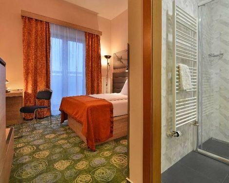 Ramada by Wyndham Airport Prague