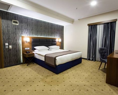 Rhiss Hotel Bostanci