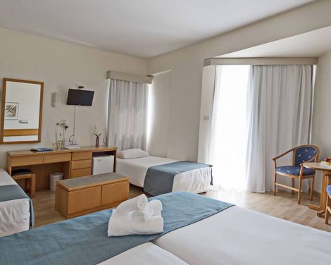 Kissos Hotel