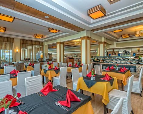 Royal Atlantis Spa & Resort