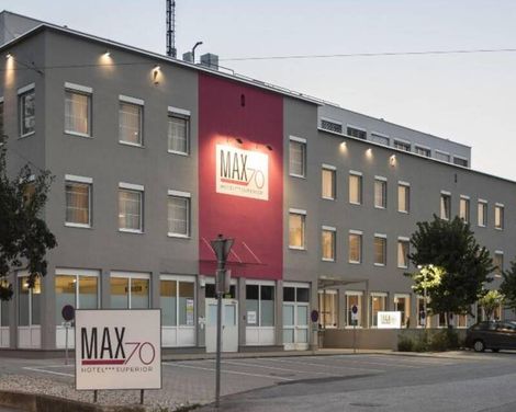 Hotel Max 70