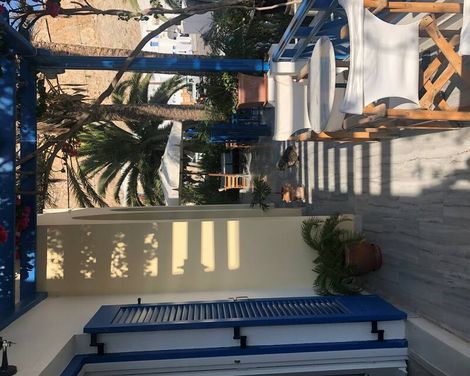 Karidis Hotel