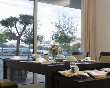 Luna Arcos Hotel