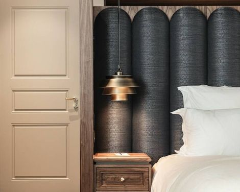 Boutique Seven One Seven-0