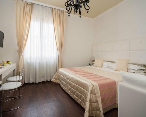 Hotel Re Enzo