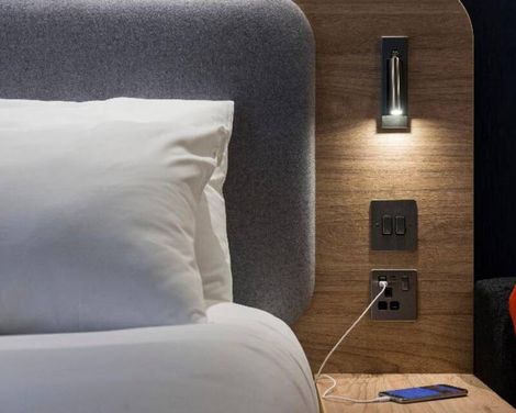 Holiday Inn Express Glasgow Airport