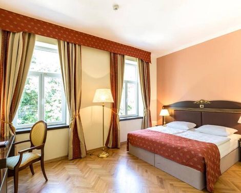 Hotel Kvarner Palace